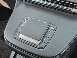 MERCEDES-BENZ EQV 300 wltp 364 kms 90kwh