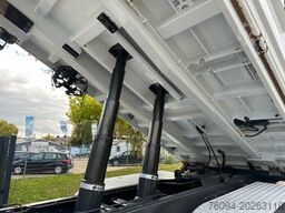 MERCEDES-BENZ Arocs 3251 8x4 MEILLER Bordmatik Plane