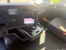 Scania R 520 LB 8x4 V8 FASSI F 660 RA.2.26 + JIB