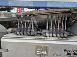 Mercedes-Benz Actros 1841