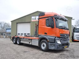 Mercedes-Benz Actros 2548 6X2 + HIAB MULTILIFT HAAKARM 21T
