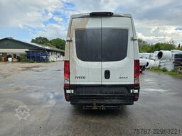 IVECO 35S16 HiMatic, Klima Automat, 1+2 Sitzer, AHK