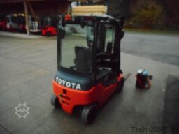 Toyota 8FBM20T Triplex 4,7m + 3.u.4. Kreis