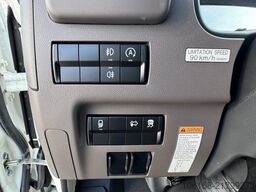 Fuso Canter 9C18 Fahrgestell Neu GSR2