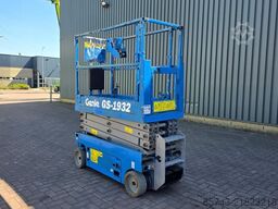 Genie GS1932 Electric, Working Height 7.8 m, 227kg Capac