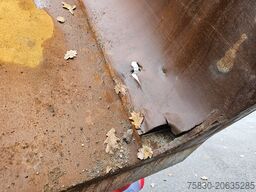 Ruizeveld HARDOX CONTAINER / MULTI KLEPPEN