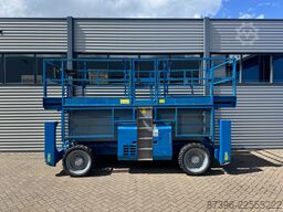 Genie GS4390 RT GS4390 RT Ruwterrein schaarhoogwerker...