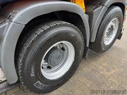 MAN TGS 28.400 6x4-4 Kipper Kran Palfinger PK9002