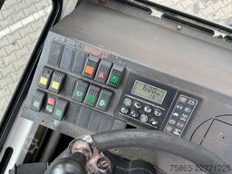 Terberg YT 180 / Cummins / Allison / 2003 / Terminal Tr...
