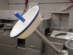 KG Wetter 120L bowl cutter with discharge