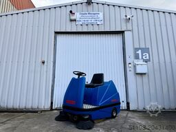 Stolzenberg Twin Top TT 1100 / E Aufsitzkehrmaschine