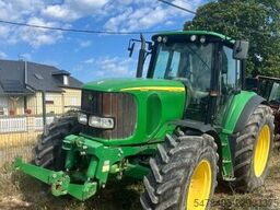 John Deere 6520