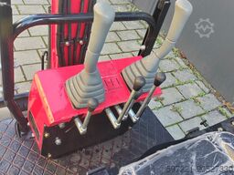 [div] Miva VA13 Rubber Tracks, Blade, Piped, Thumb