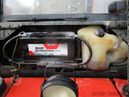 Linde H25D-03 - Triplex-Freihub 4,7m + Seitenschieber