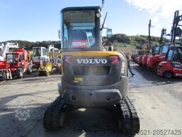 Volvo ECR35D - Powertilt + hydr. Schnellwechsler + 3 Löf