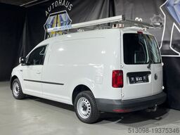 VOLKSWAGEN CADDY MAXI REGALS. TEMP. 4MOTION DACHTRÄ. KLIMA