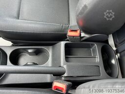 VOLKSWAGEN CADDY MAXI REGALS. TEMP. 4MOTION DACHTRÄ. KLIMA