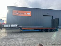 Nooteboom MCO-48-03V 3-axle lowloader / 3x hydraulic stee...