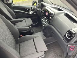 MERCEDES-BENZ Vito 116 Tourer PRO 4x4 lang STANDHZ AHK PDC KAM