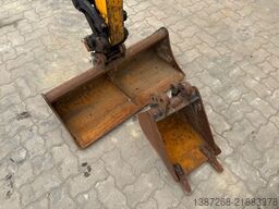 JCB 16C-1 / 2021 BJ / 806 H / 3 x Löffel