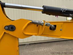 JCB 16C-1 / 2021 BJ / 806 H / 3 x Löffel