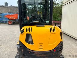 JCB 8026 CTS / 2021 BJ / 1.589 H / 3 x Löffel