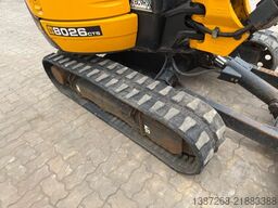 JCB 8026 CTS / 2021 BJ / 1.589 H / 3 x Löffel