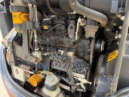 JCB 8026 CTS / 2021 BJ / 1.589 H / 3 x Löffel