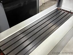 XYZ Machine Tools RMX 3500 Bed Milling Machine