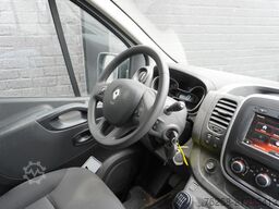Renault Trafic 2.0 dCi 120PK EURO 6 - Airco - Navi - Cr...