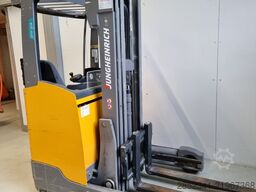 Jungheinrich mit lediglich 320Stunden ETV 216
