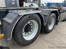 Broshuis 5 AKCC / 5 Axles / 3x Steering / 3x Lift Axle