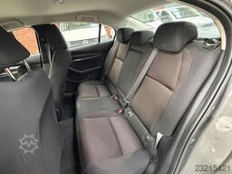 MAZDA 3 2.0 SKYACTIV-X M-Hybrid Navi Motor Defekt !!