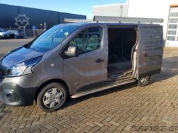 Renault Trafic 140 PK - L1H1 GESLOTEN - 2x ZIJSCHUIFDEU...