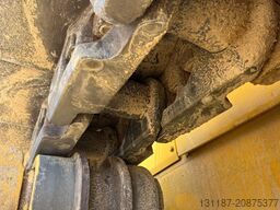 Komatsu D275A-5R (Saudi Arabia)