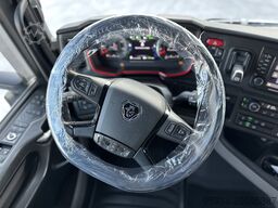 SCANIA 590S V8