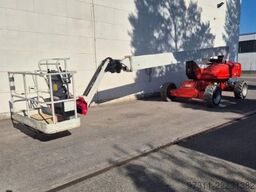 JLG M600JP