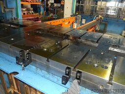 Schuler Exzenterpresse MC400