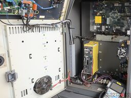 FANUC R-2000iA/210F mit R-J3iB und Bediengerät
