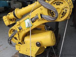FANUC R-2000iA/210F mit R-J3iB und Bediengerät