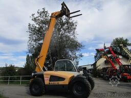 Liebherr TL445-10 - 10m 4,5 Ton. mit hydraulischem Schnellw