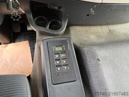 Volvo FE 6 X 2 + HMF 1680  + CONTAINER SYSTEM