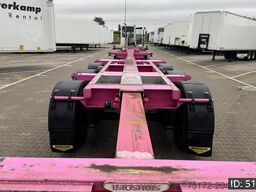 Broshuis 3UCC-39/45 Multi / 2x Extandable / 2x Lift Axle