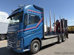 VOLVO FH 16 750 6X4R HOLZTRANSPORTER MIT PENZ 12Z KRAN, RETARDER