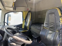 VOLVO FH 16 750 6X4R HOLZTRANSPORTER MIT PENZ 12Z KRAN, RETARDER