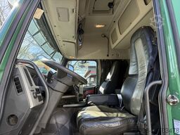 Volvo FM500 8X4 Kran Hiab 408 Jib bis 30 Meter