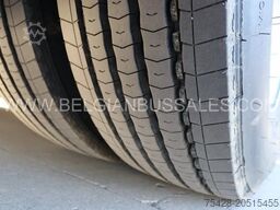 Iveco Crossway Line 12m pop light