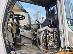 Liebherr A 900 C Litronic