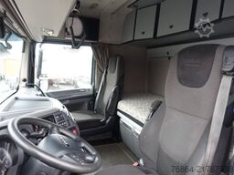 DAF XF 510 MIT PENZ LADEKRAN 15Z8.70 INKL. HOLZGREIFER 6X4