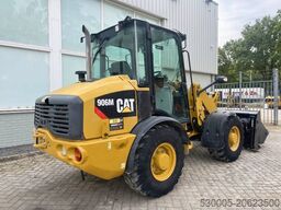 CAT 906 M    2018